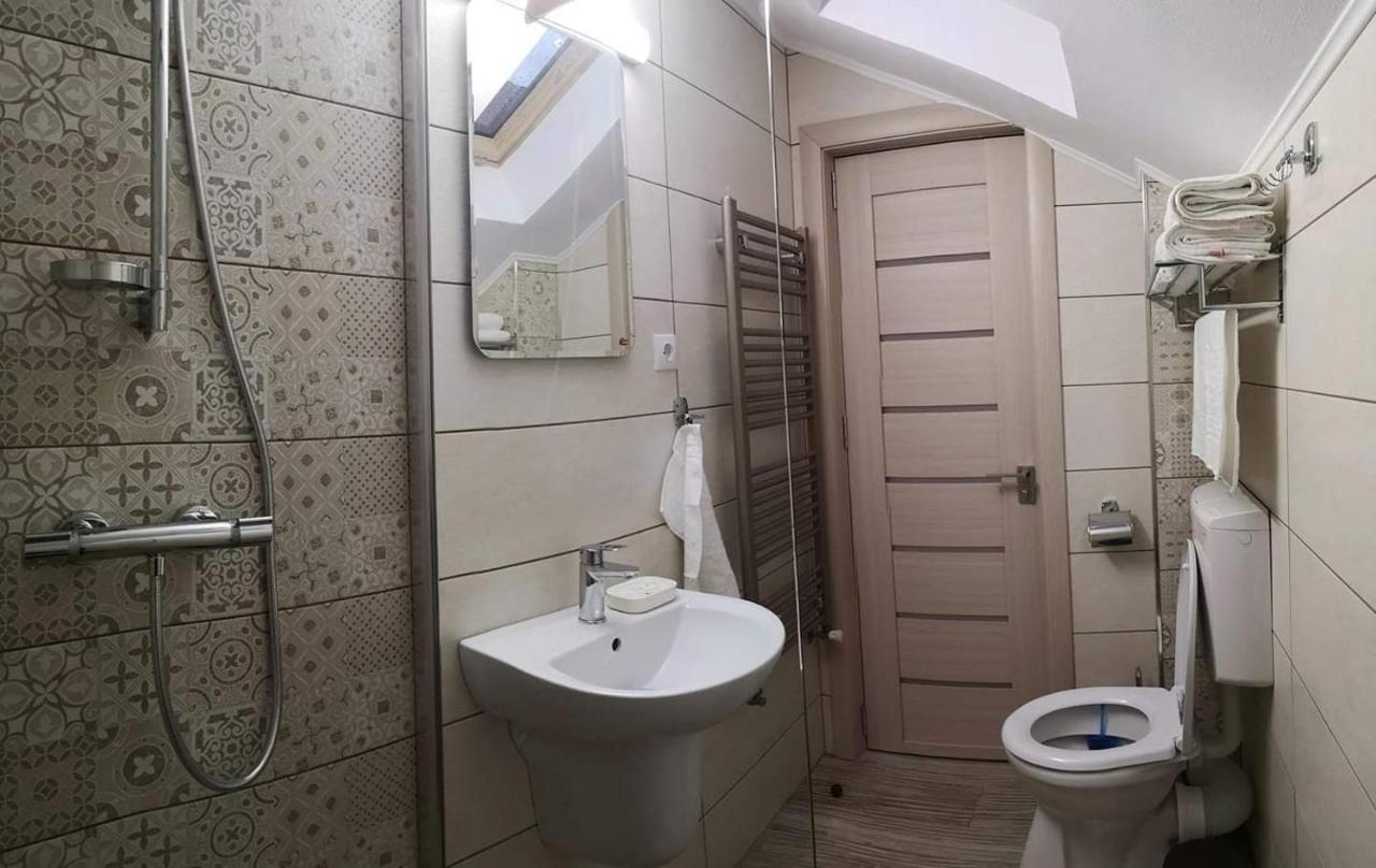 Hotel Casa Cizi Călimăneşti Exterior foto